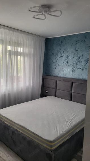 De inchiriat apartament cu 2 camere la Papadie, etaj 3, renovat, 500 E - 13