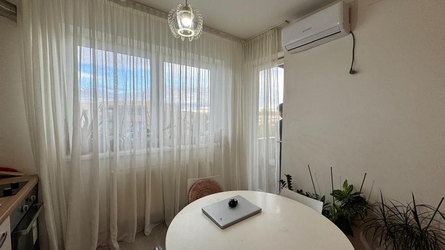 Apartament cu 2 camere nedecomandat în Central