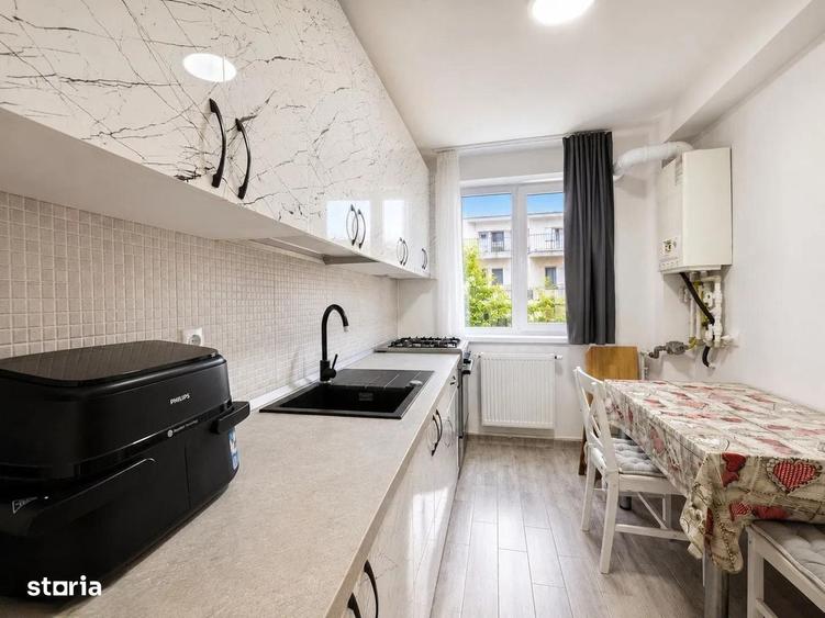 Apartament cu 2 camere decomandat în Sintești