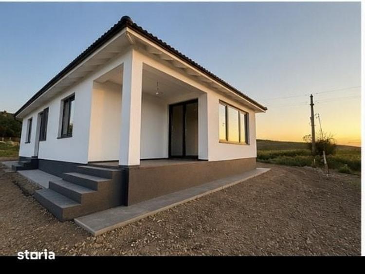 Casă cu 3 camere cu Teren 502 Mp în Hidiș