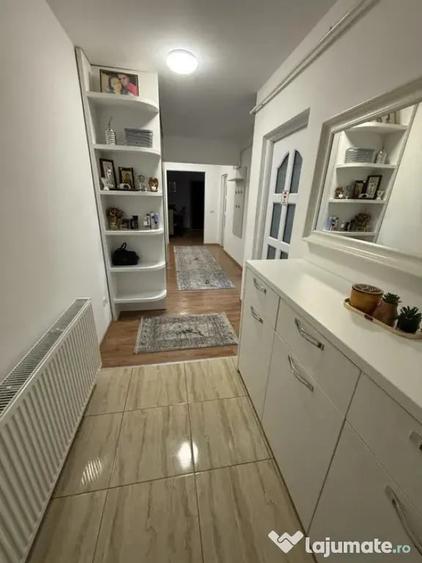 Apartament cu 2 camere decomandat în Burdujeni