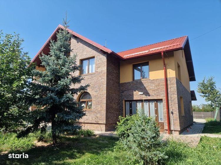 Casă cu 4 camere cu Teren 313 Mp în Coșula