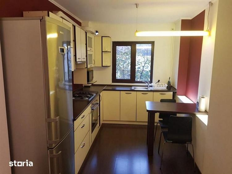 Apartament cu 2 camere, mobilat în Gara de Nord