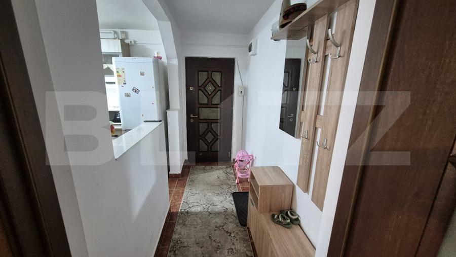 Apartament cu 2 camere semidecomandat, mobilat în Micro 16