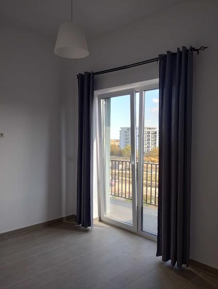 Apartament cu 2 camere decomandat în Neptun