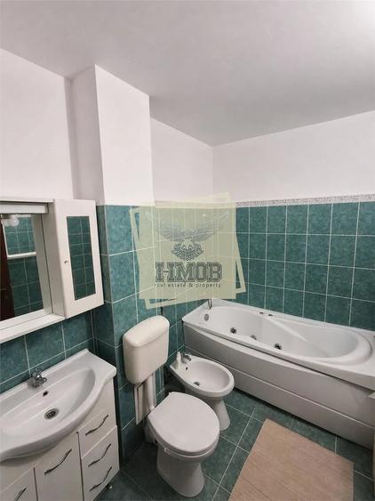 Apartament cu 3 camere decomandat în Terezian