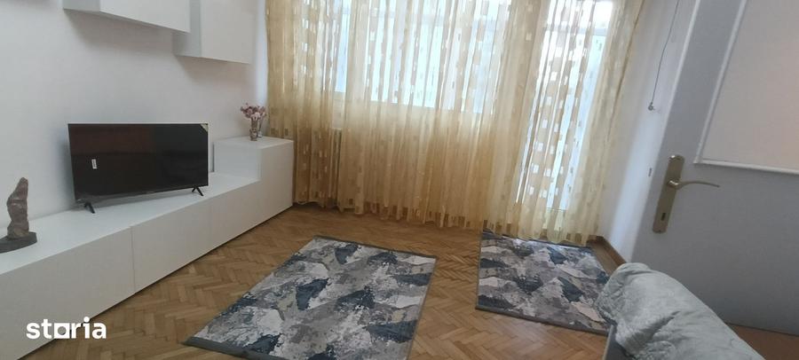 Apartament cu 2 camere semidecomandat în Grivița