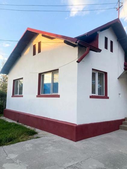 Casă cu 3 camere cu Teren 612 Mp în Păulești
