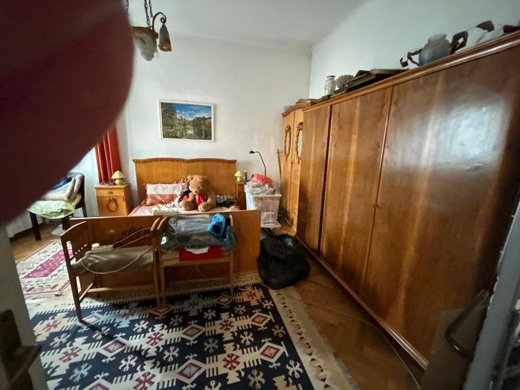 Casă cu 4 camere cu Teren 160 Mp în Armeneasca