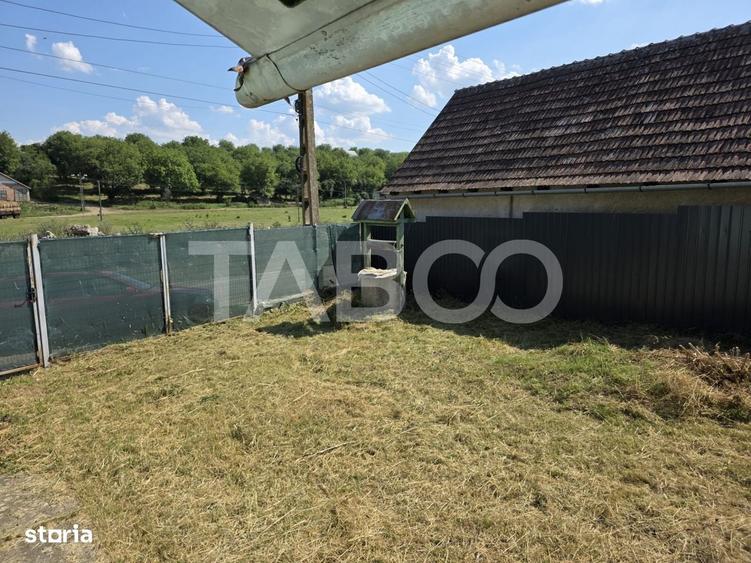 Casă cu 3 camere cu Teren 1800 Mp în Păuca