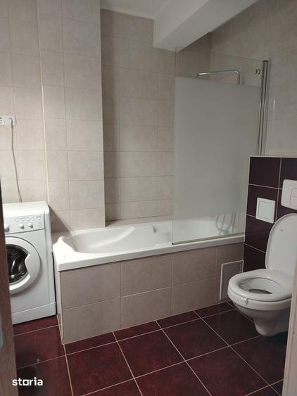 Apartament cu 2 camere semidecomandat în Republicii