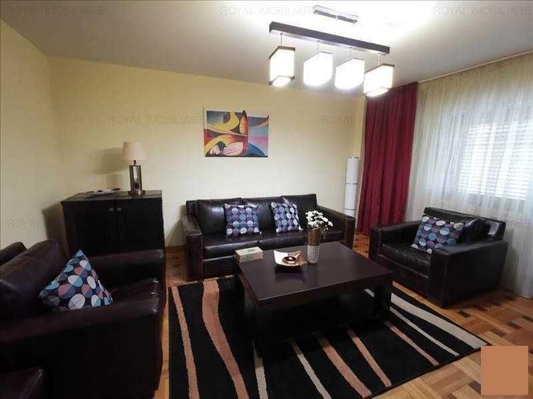 Apartament cu 3 camere decomandat în Ultracentral