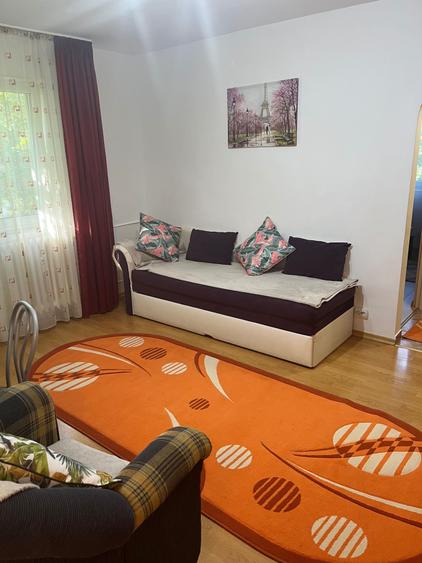 Apartament cu 2 camere semidecomandat în Brâncoveanu