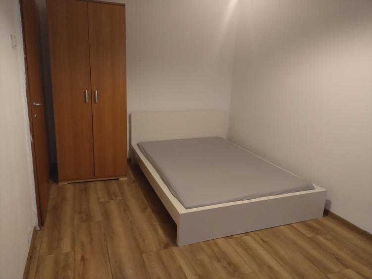 Apartament cu 2 camere semidecomandat în Lipovei