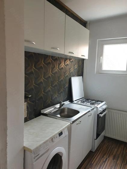 Apartament cu 2 camere semidecomandat în Alexandru Obregia