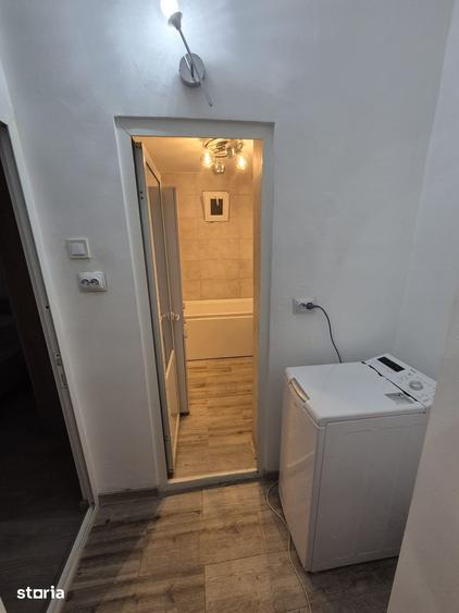 Apartament cu 2 camere decomandat în C5