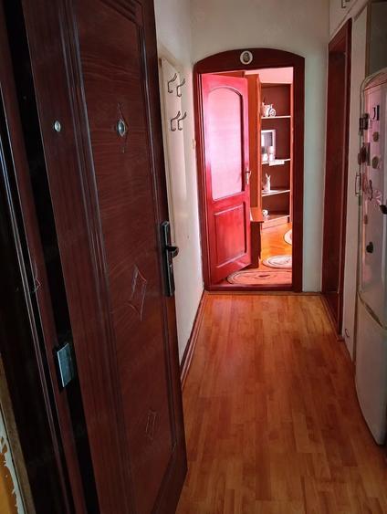 Apartament cu 2 camere nedecomandat în Central