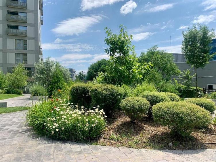 Apartament cu 2 camere semidecomandat, mobilat în Aviației