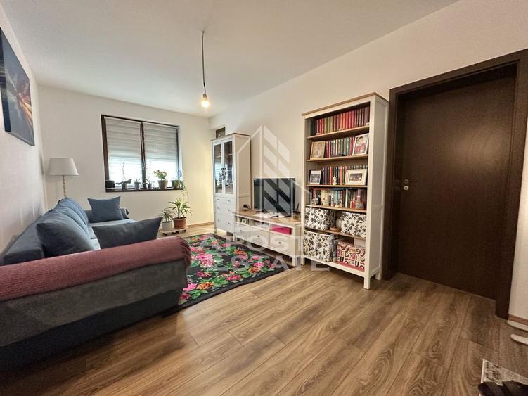 Apartament cu 2 camere semidecomandat, mobilat în Giroc