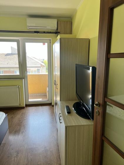 Garsonieră decomandată în Dudeștii Noi