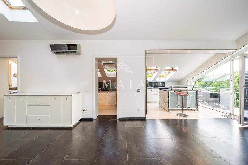 Apartament cu 3 camere decomandat în Sub Arini