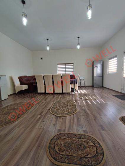 Casă cu 8 camere cu Teren 2400 Mp în Periferie