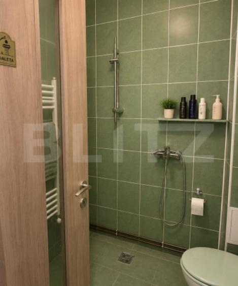 Garsonieră decomandată în Central