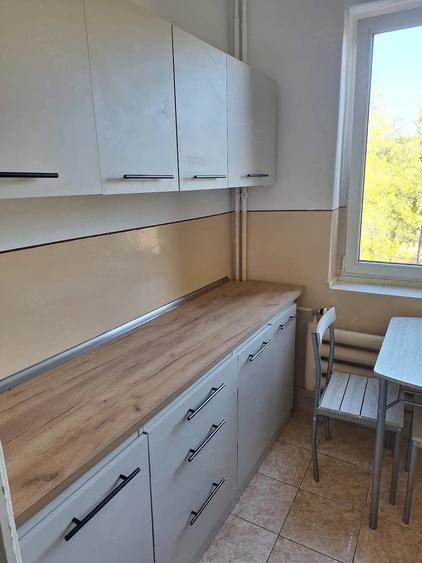 Apartament cu 2 camere nedecomandat în Central