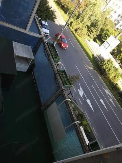Apartament cu 3 camere decomandat în Ultracentral