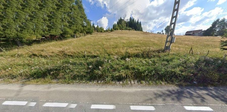 Teren de 8500 mp, în Piatra