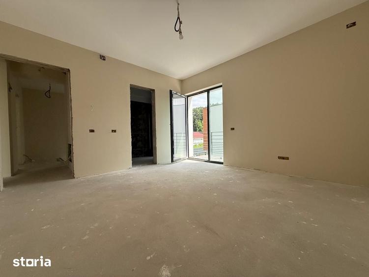 Casă cu 4 camere cu Teren 419 Mp în Corbeanca