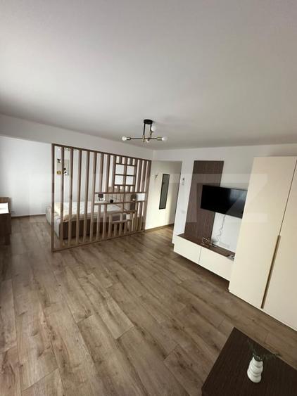 Hotel/Pensiune, de 320 mp, în Brestei