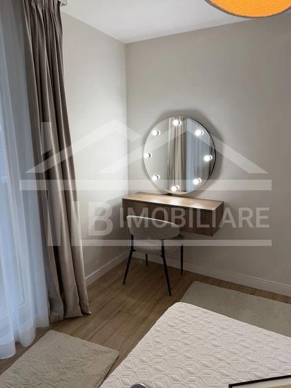 Apartament cu 3 camere semidecomandat în Semicentral