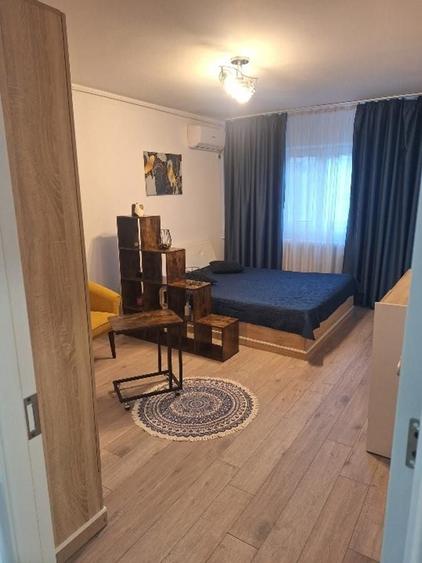 Garsonieră decomandată în Tineretului