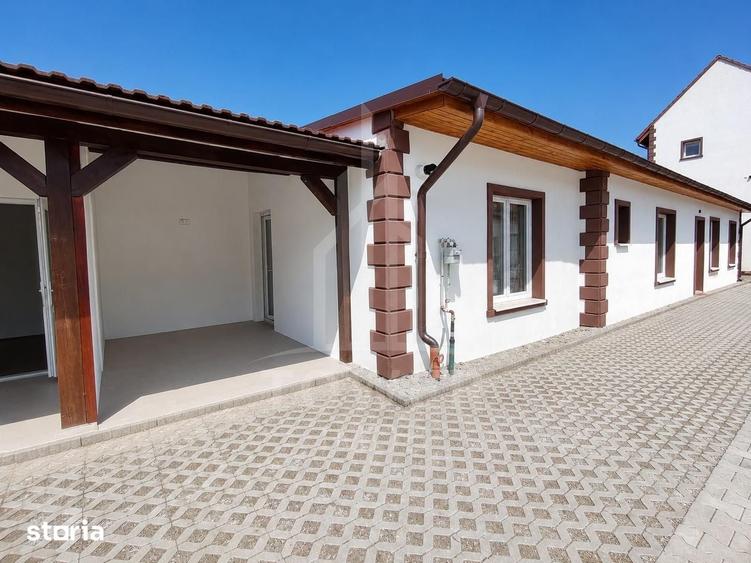Casă cu 3 camere cu Teren 30 Mp în Turnișor