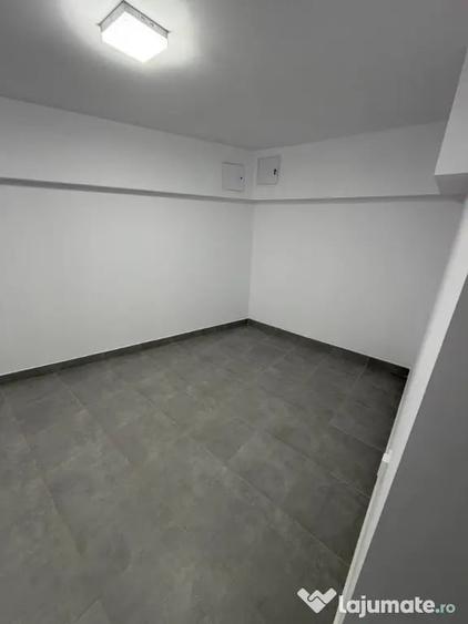 Casă cu 6 camere cu Teren 160 Mp în Central