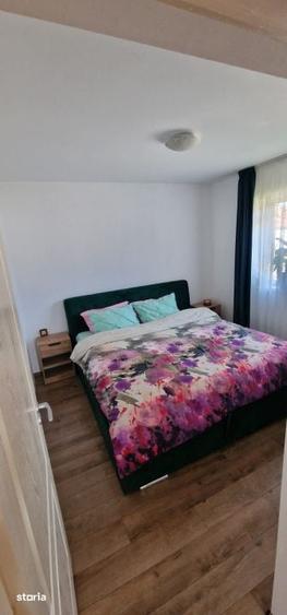 Casă cu 4 camere cu Teren 700 Mp în Central