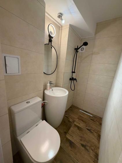 Inchiriez Garsoniera renovata premium, bloc cu centrala proprie - 7