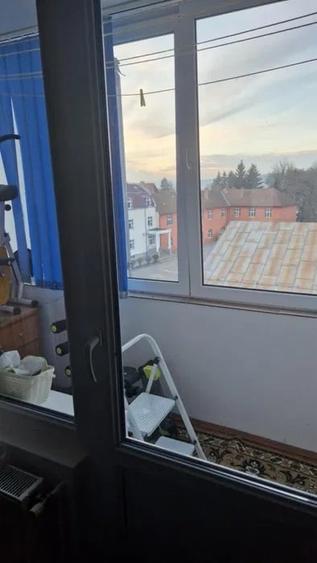 Apartament cu 4 camere decomandat în Sângeorgiu de Mureș