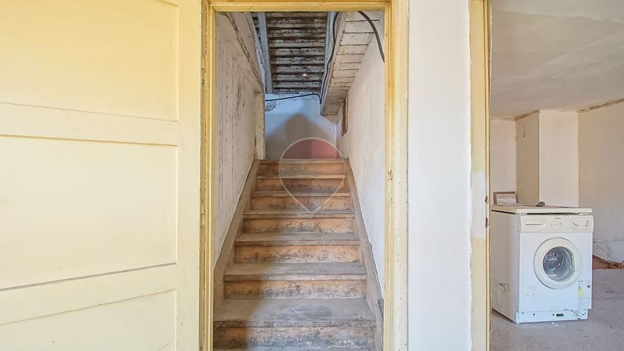 Apartament cu 3 camere nedecomandat în Centrul Istoric