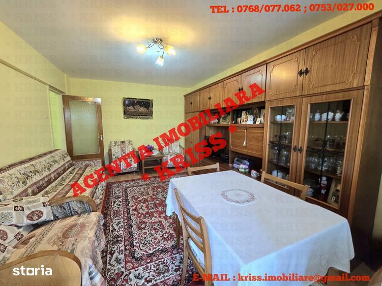 Apartament cu 3 camere decomandat în Exercițiu