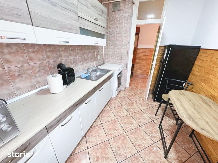 Apartament cu 2 camere decomandat în Central