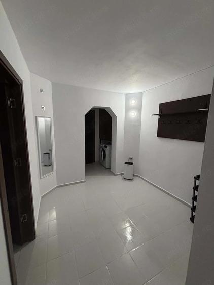 Apartament cu 2 camere decomandat în Galata