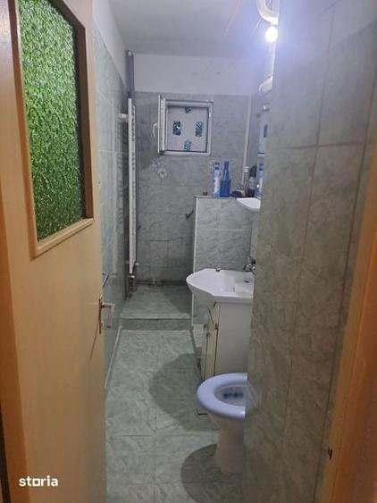 De inchiriat apartament cu 3camere - 7