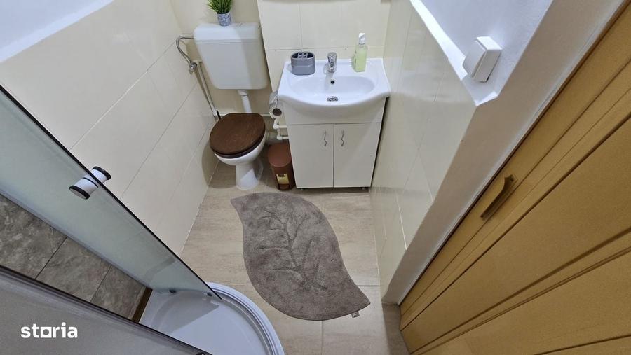 Apartament cu 2 camere în Micro 8