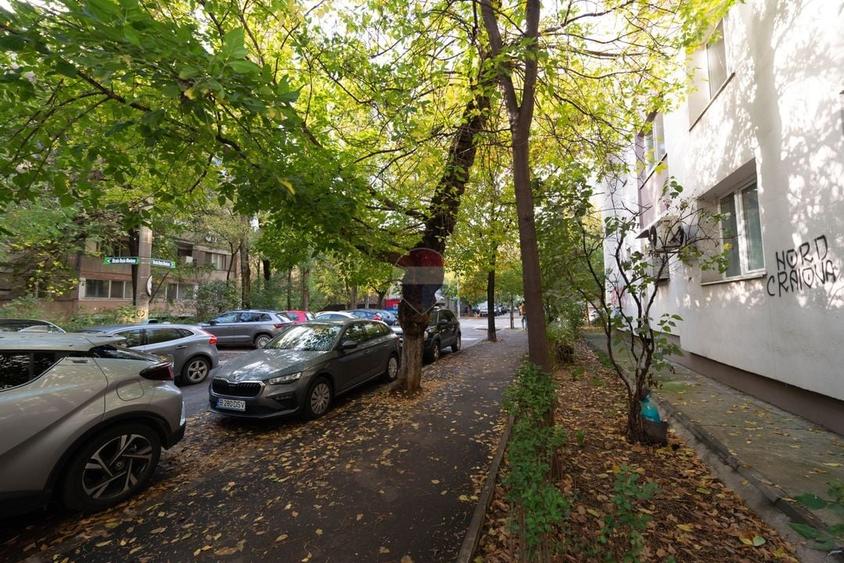 Apartament cu 3 camere, mobilat în Gorjului