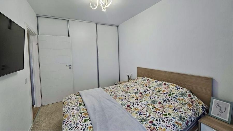 Apartament cu 2 camere semidecomandat în Șelimbăr