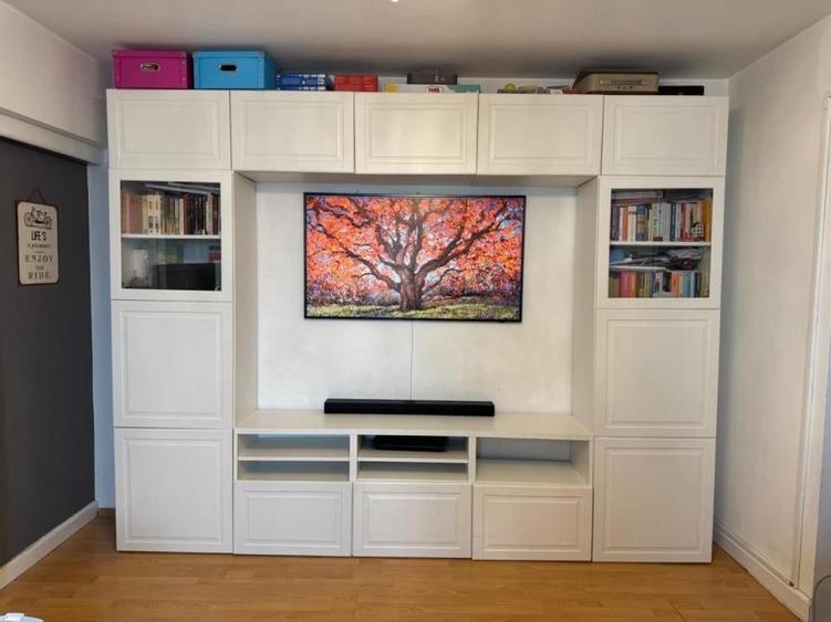 Apartament cu 3 camere în Mărășești