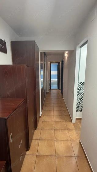 Apartament cu 3 camere decomandat în Obcini