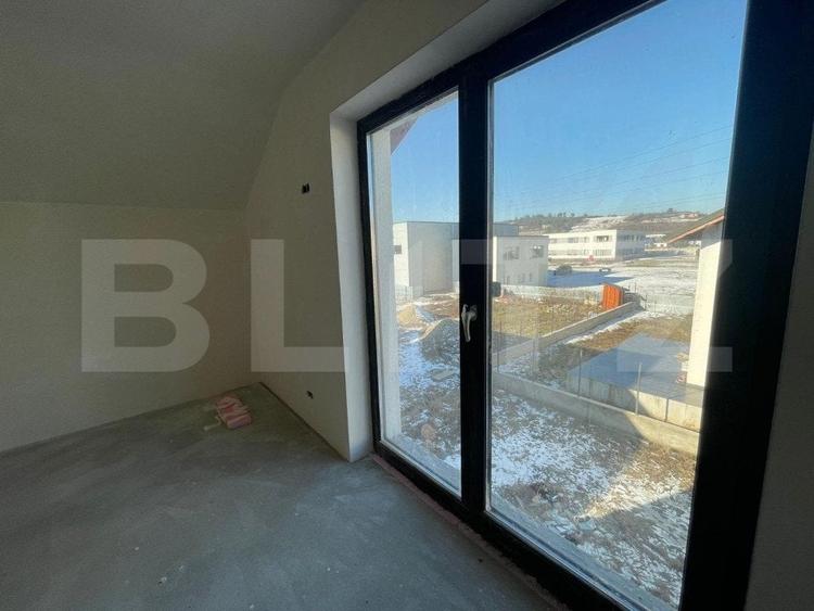 Casă individuală cu 4 camere cu Teren 490 Mp în Cetății